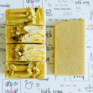 cARDAMOM + vANILLA bEAN oAT | SOAP